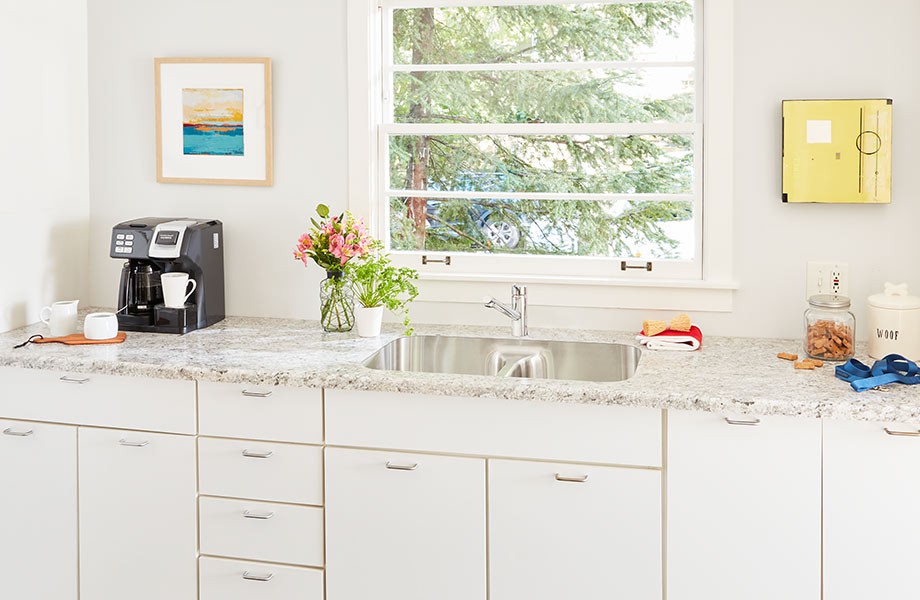 6697 Argento Romano Formica® Laminate