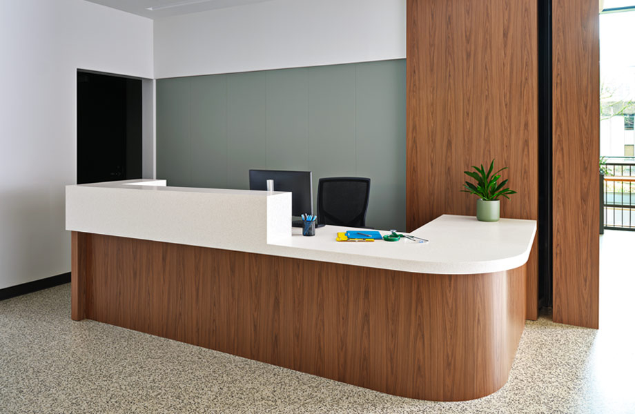Brun Refined Hickory